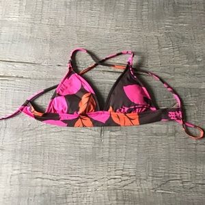 Triangle bikini 👙 top.